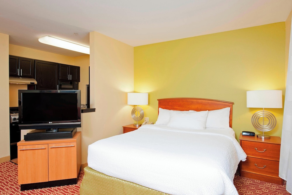 Towneplace Suites By Marriott Bloomington - photo 5