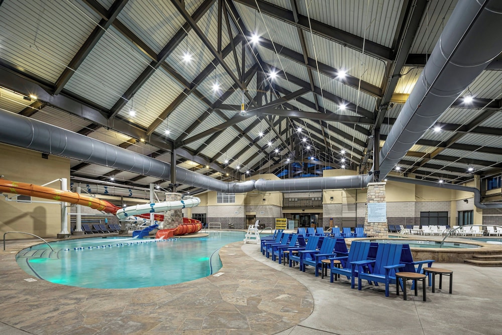 Gaylord Rockies Resort & Convention Center - photo 42