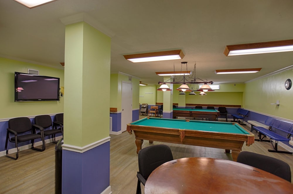 Regency Towers Beach Resort by Panhandle Getaways - photo 22