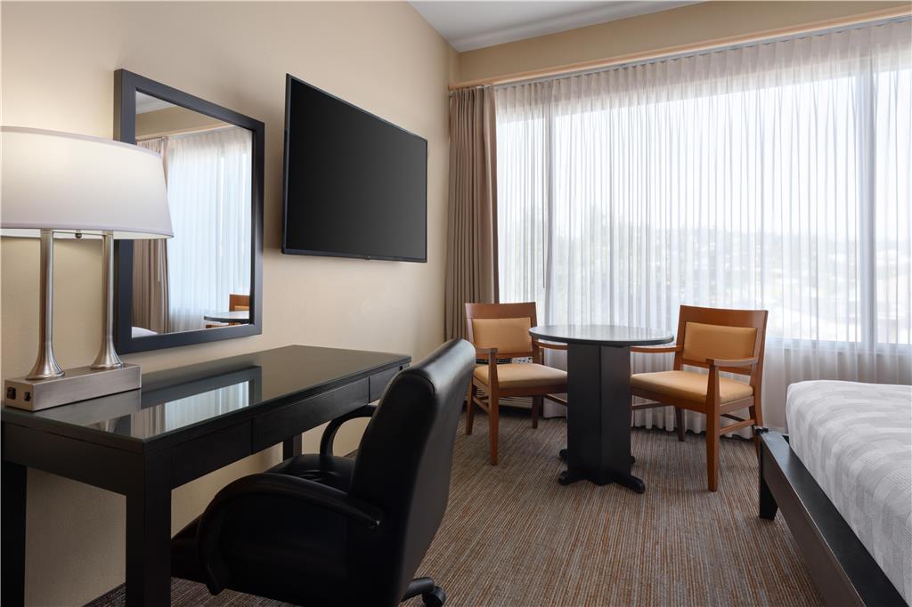 Best Western Plus Hood River Inn - photo 20