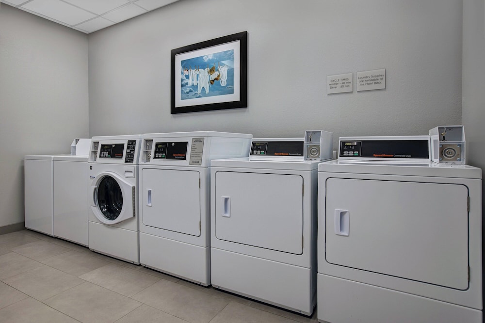 TownePlace Suites by Marriott Phoenix Glendale Sports & Entertainment District - photo 27