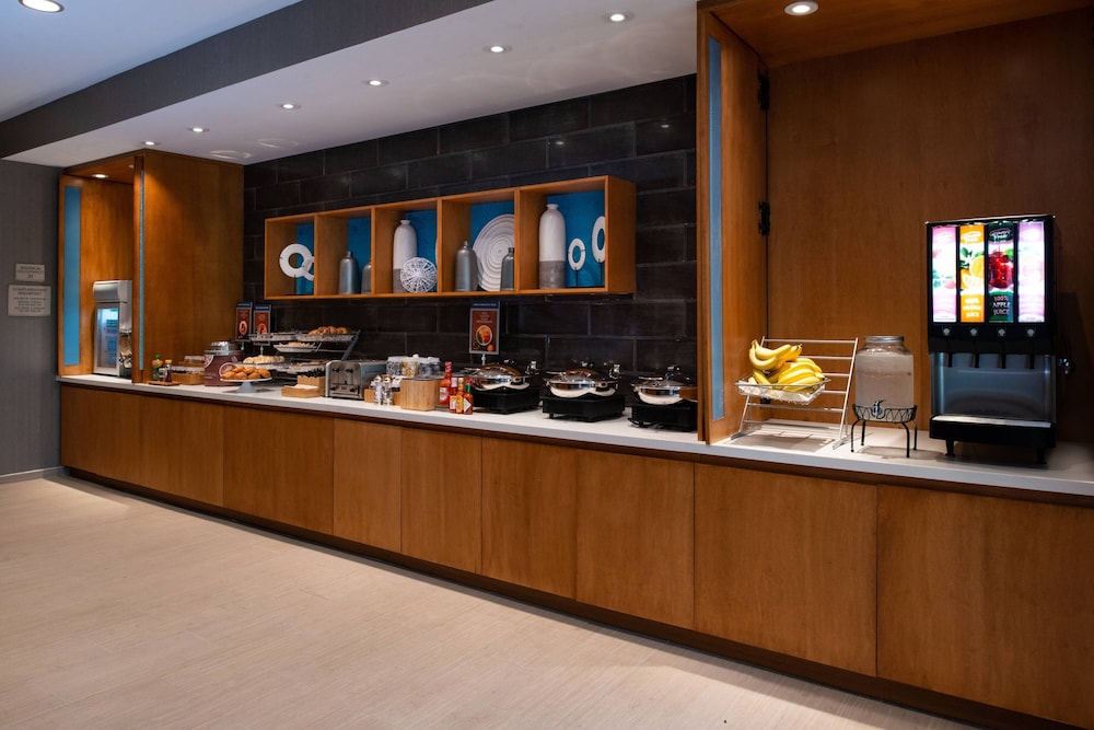 SpringHill Suites by Marriott Elizabethtown - photo 34