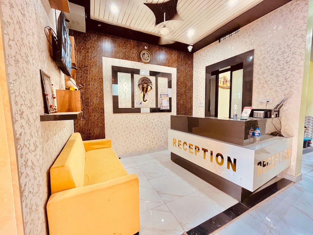 shree Ghanshyam palace in Orchha, India