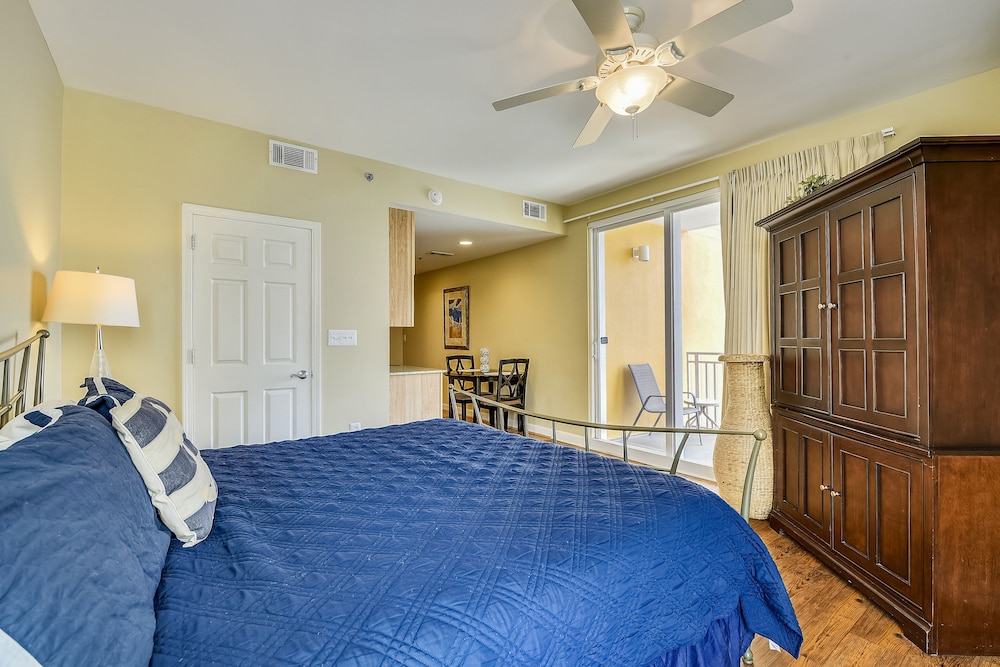 Splash Beach Resort by Book That Condo - photo 16