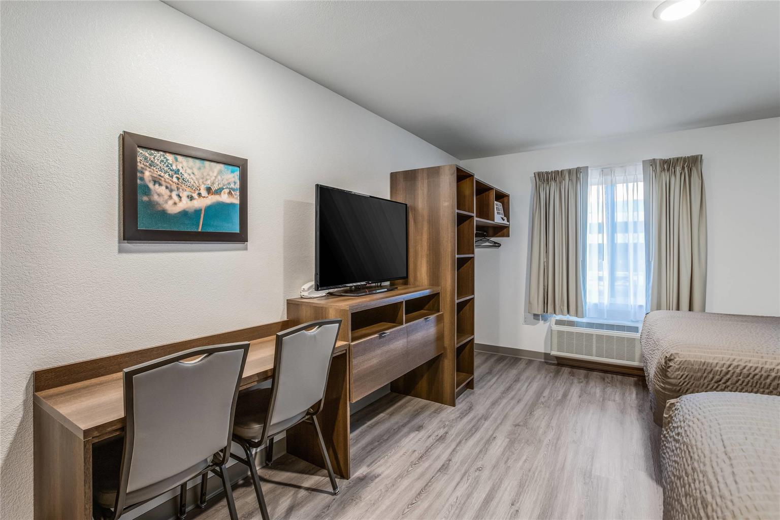 WoodSpring Suites Novi Farmington - photo 26