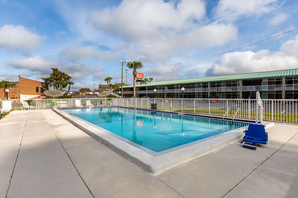 Econo Lodge Lake City North - photo 28