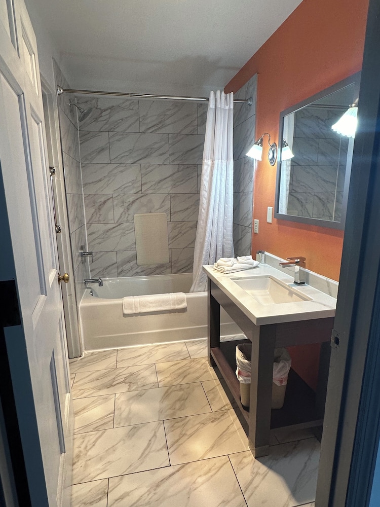The Inn at Mountainview - photo 16