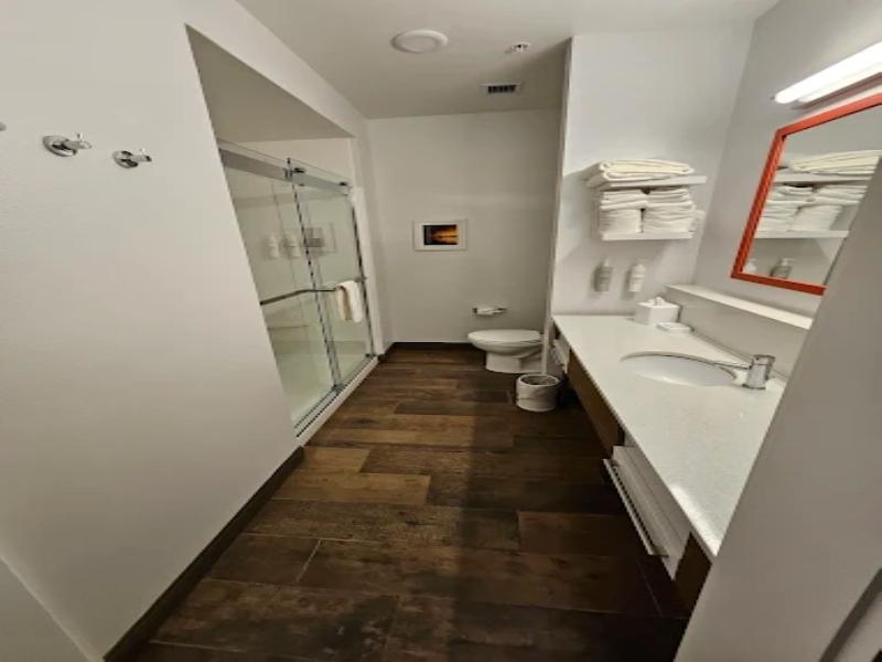 Hampton Inn & Suites Culpeper - photo 18