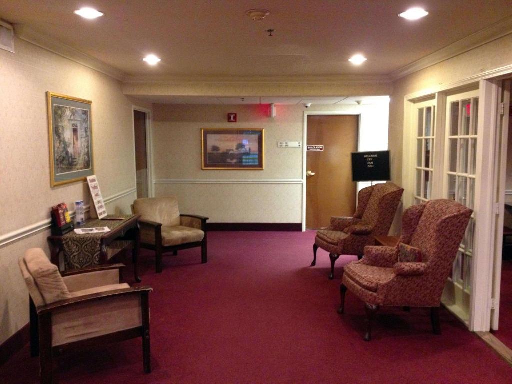Country Hearth Inn & Suites Willard - photo 8