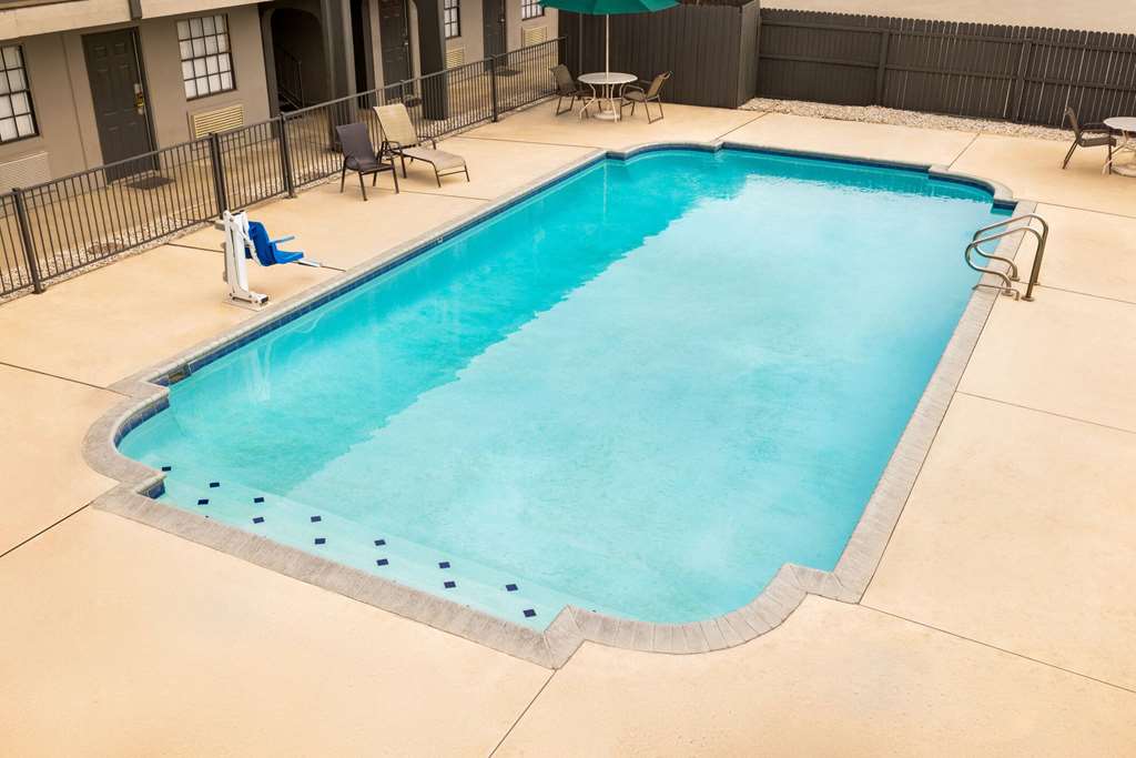 La Quinta Inn by Wyndham San Antonio Lackland - photo 47
