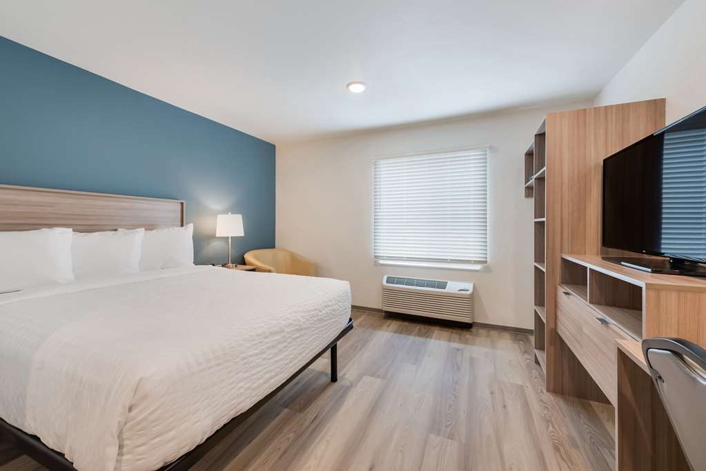 WoodSpring Suites Meridian - photo 12