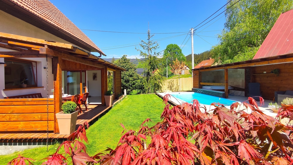 Chata pod Pustevnami in Prostredni Becva, Czech Republic