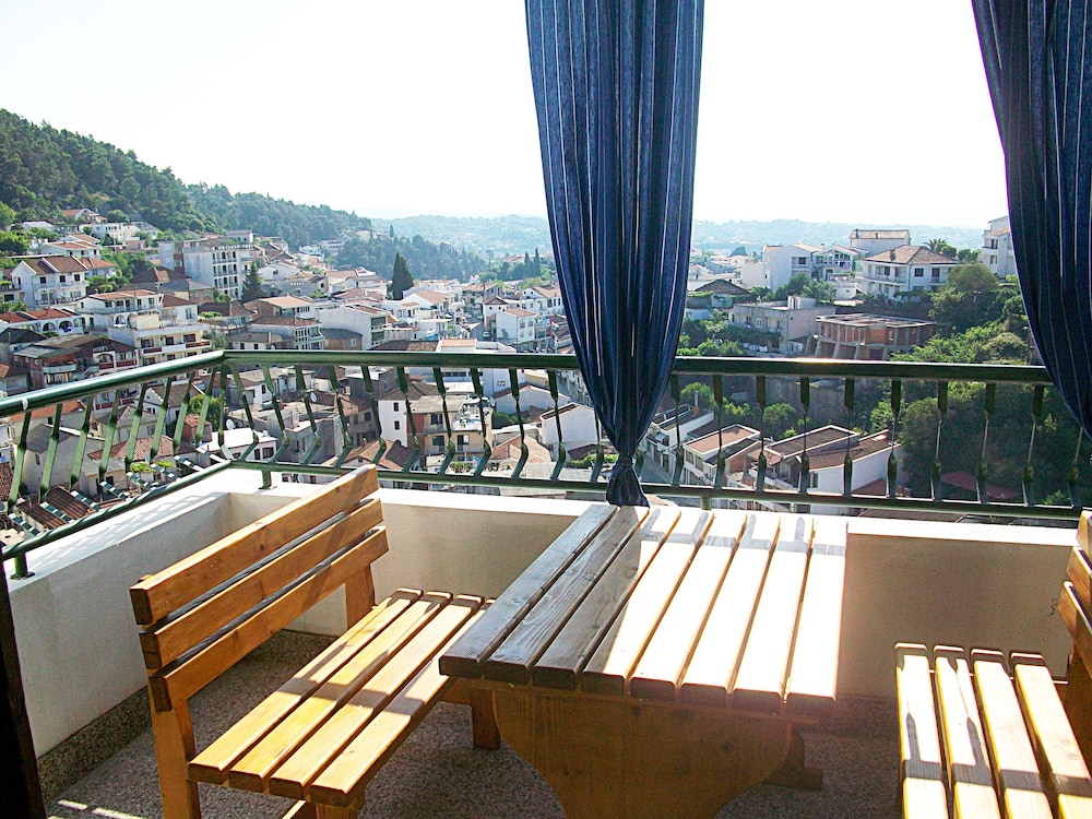 Hoxha rooms - last minute hotel in Ulcinj