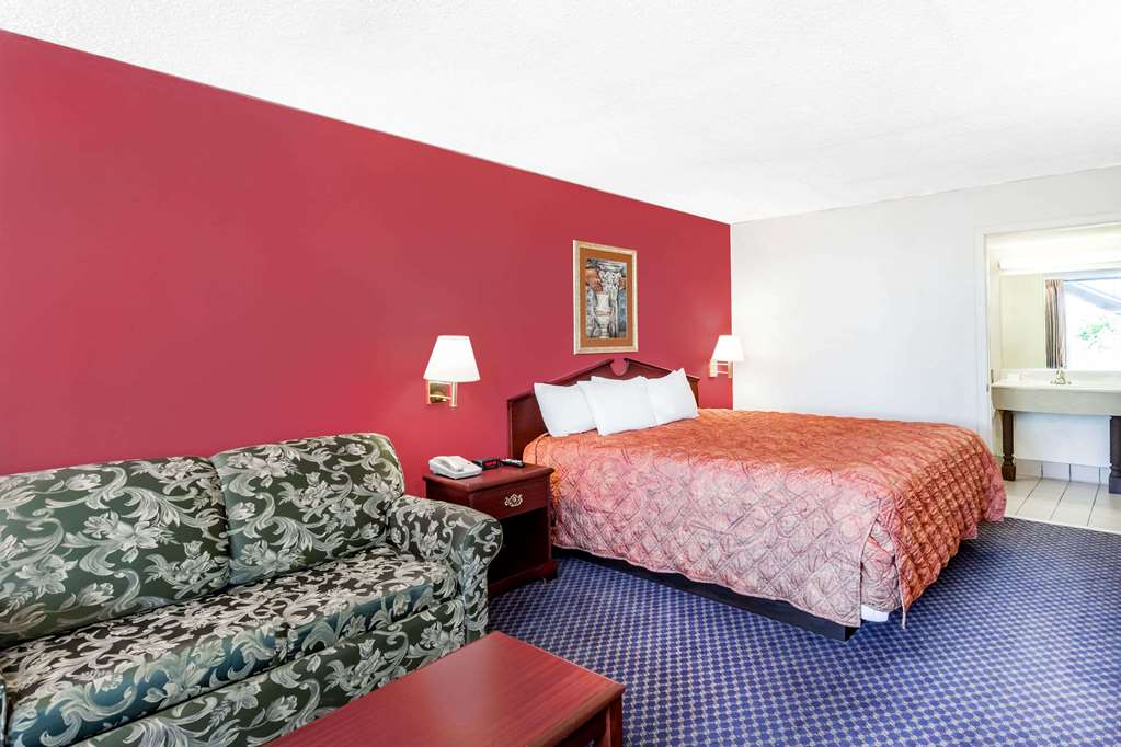 Days Inn by Wyndham Martin - photo 7