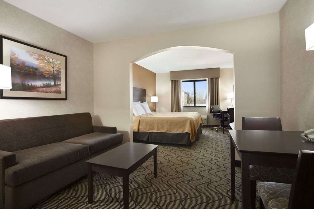 Days Inn by Wyndham Grand Forks Columbia Mall - photo 13