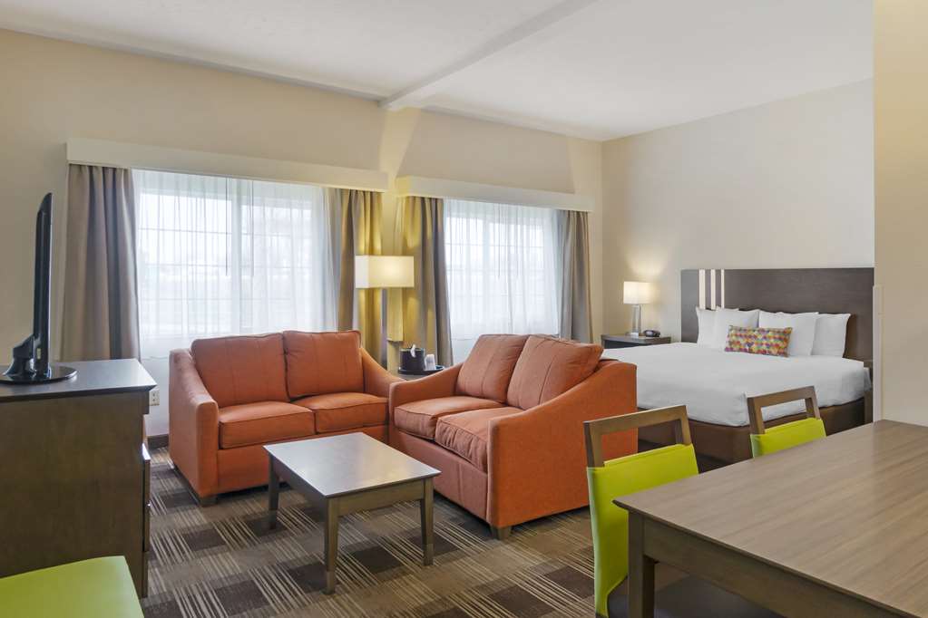 Best Western Plus The Inn at Horse Heaven - photo 5