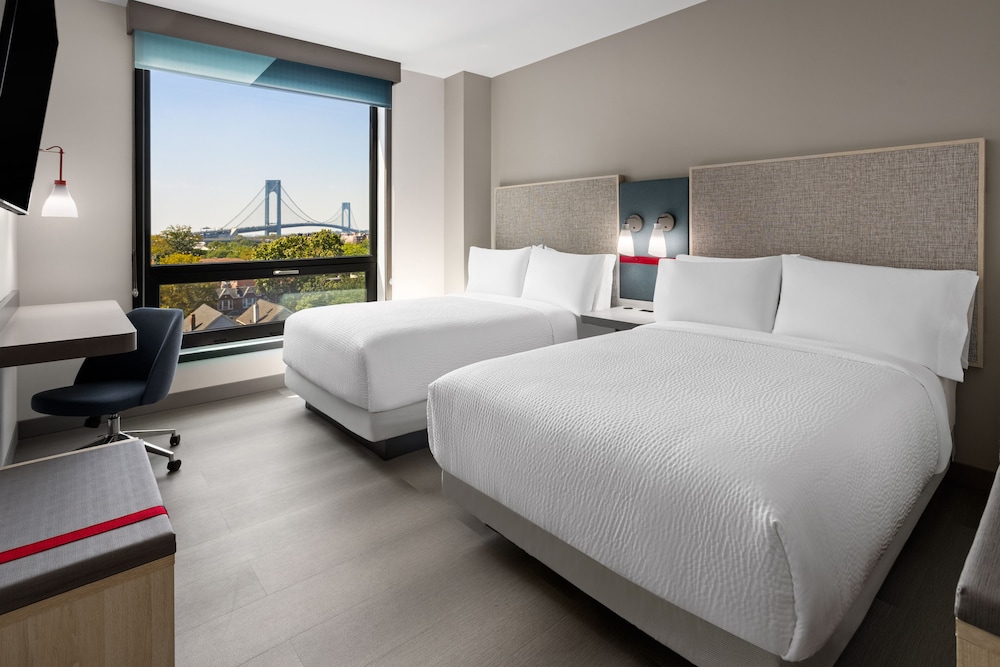avid hotel Brooklyn Dyker Heights by IHG - photo 15