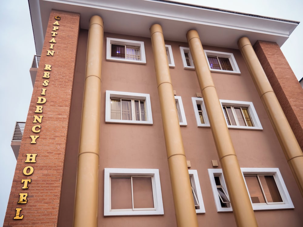 Captain Residency Hotel - carbon neutral hotel in Lagos