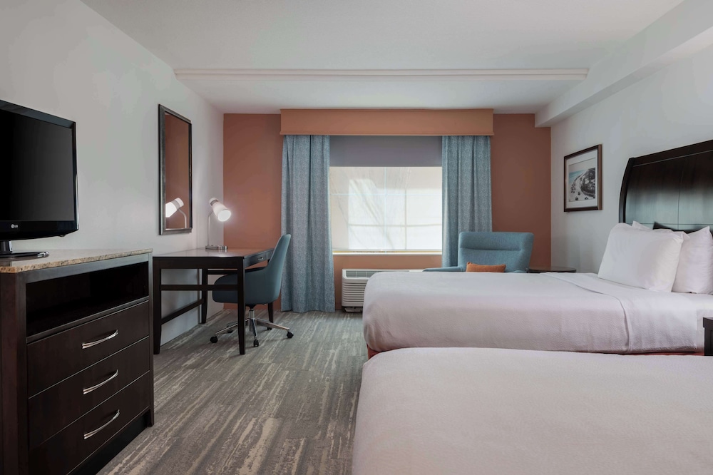 Hilton Garden Inn Daytona Beach Oceanfront - photo 29