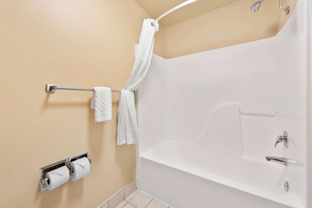 Best Western Topaz Lake Inn - photo 20