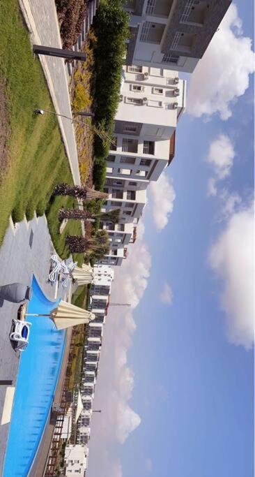 Sidi Abd El Rahman Amwaj duplex HUGE garden pool.