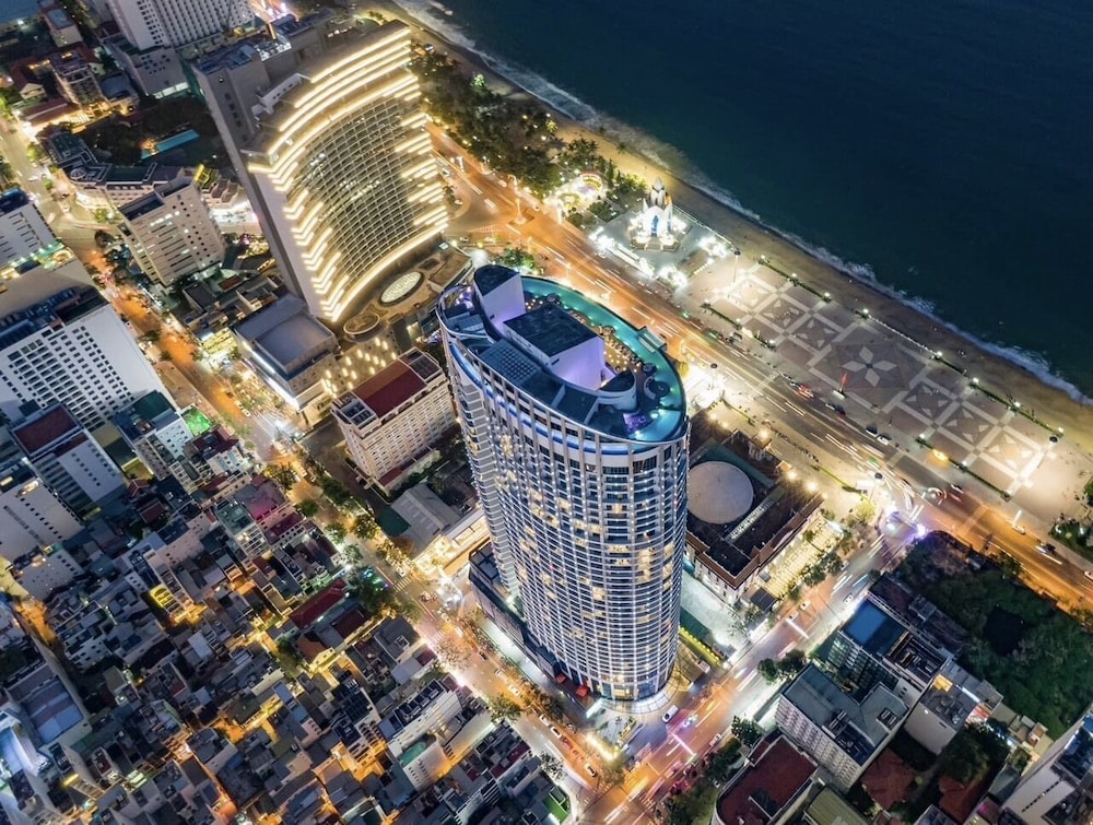 Panorama Nha Trang Star Beach — 4-Star Luxury Hotel in Nha Trang, Vietnam