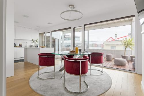 Modern 3BR with Terrace in Benfica by Host For Us — 4-Star Luxury Hotel in Lisbon, Portugal
