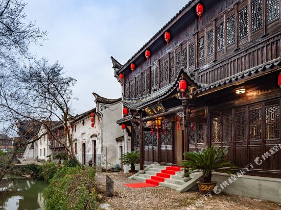 City Huaguoshan Jiangnan in Puyang, People's Republic of China