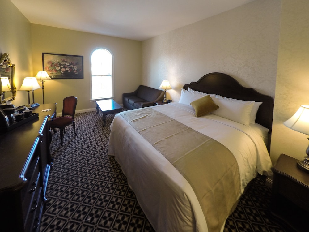 The Mount Vernon Grand Hotel - photo 11