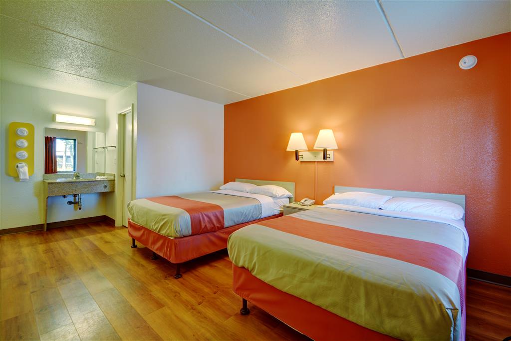Motel 6 Chicopee MA Springfield - photo 18