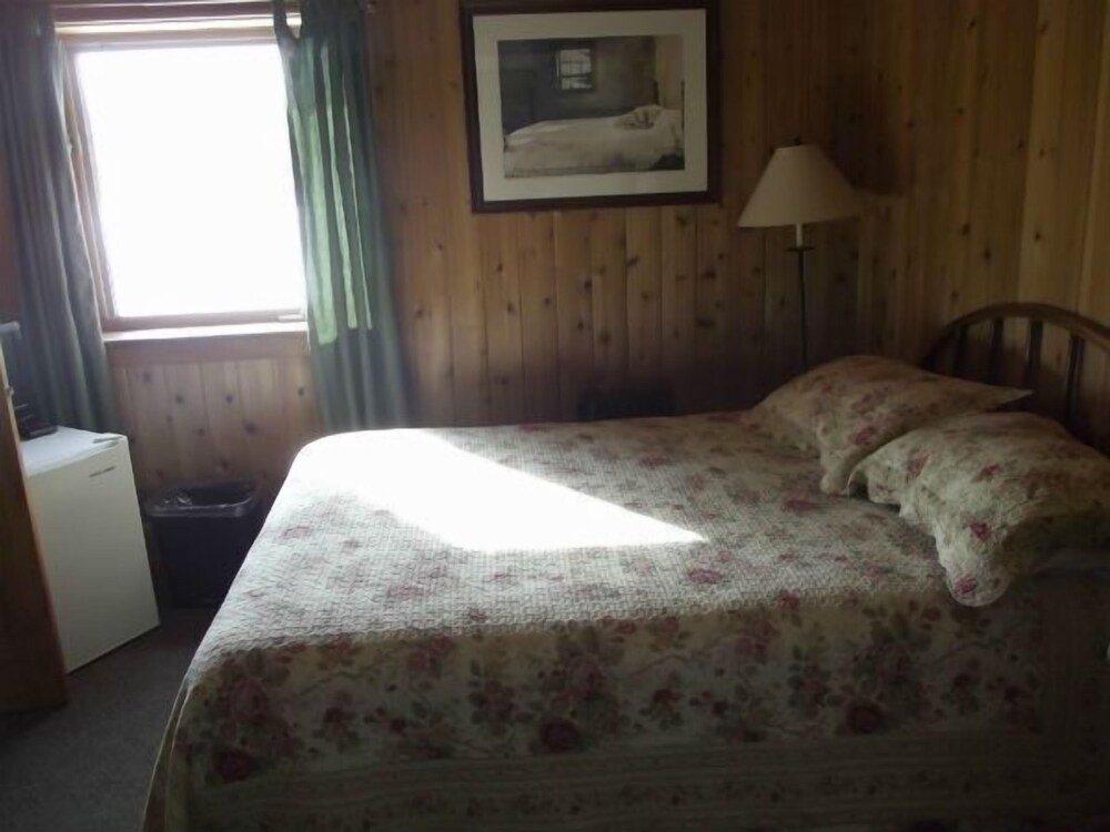 The Jay Village Inn — Jay — photo 5