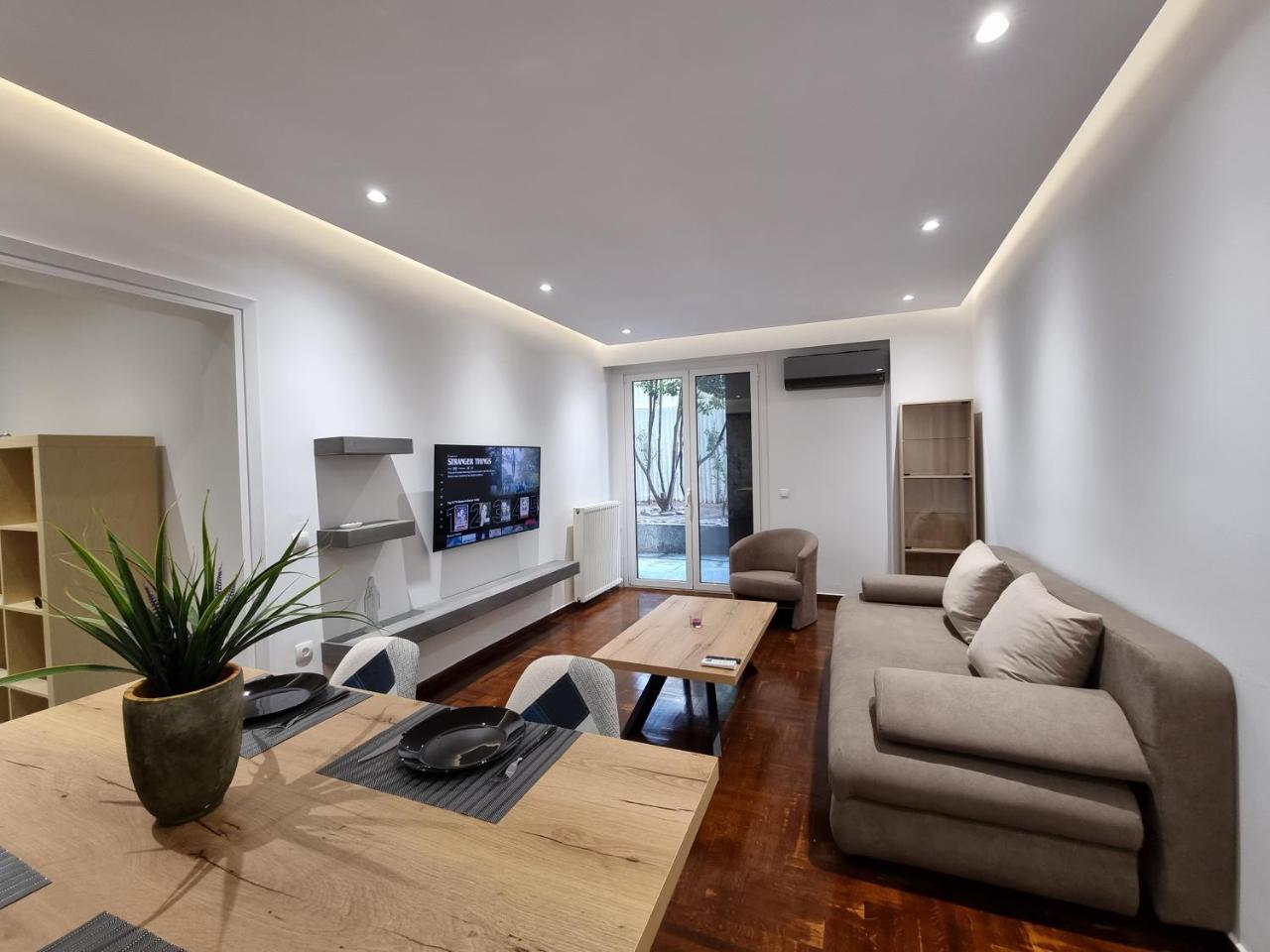 Arman Group Lannister — 4-Star Luxury Hotel in Palaio Faliro, Greece