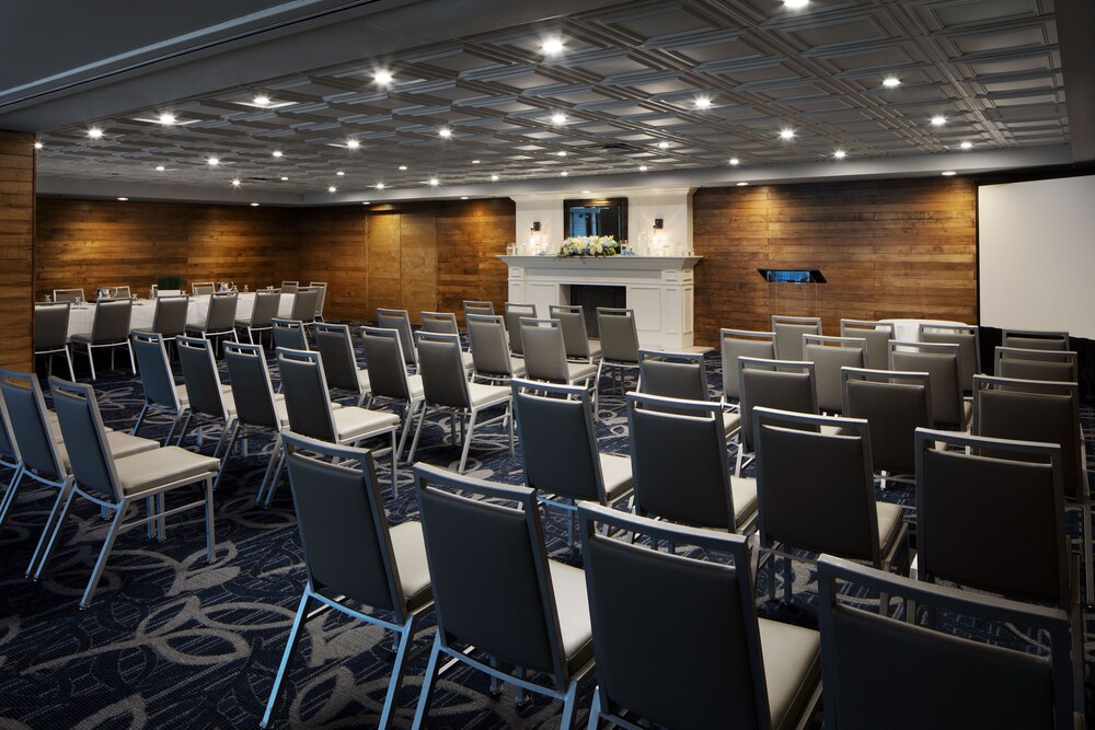 Four Points by Sheraton Anaheim - photo 34