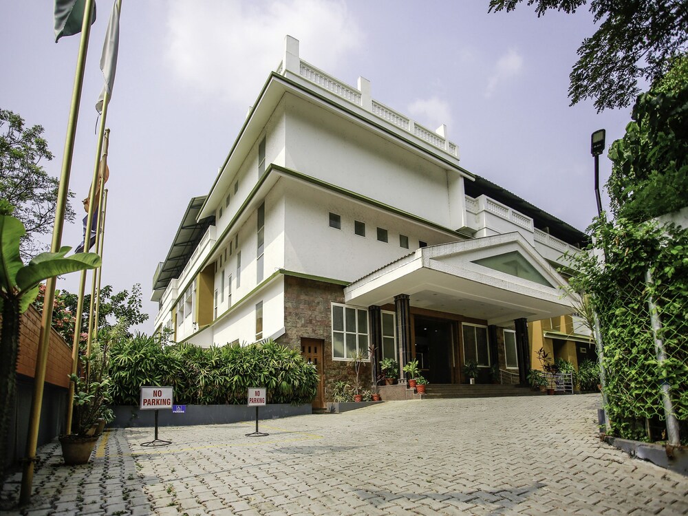 OYO 26692 Alankar Elite Inns in Trichur, India