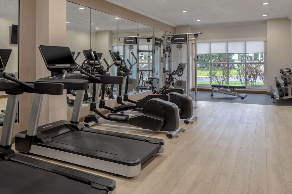 DoubleTree Suites by Hilton Hotel Mt. Laurel - photo 28