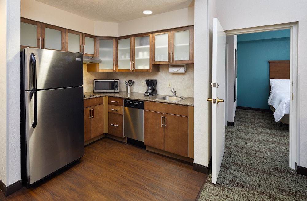 Staybridge Suites Orlando Airport South by IHG - photo 17