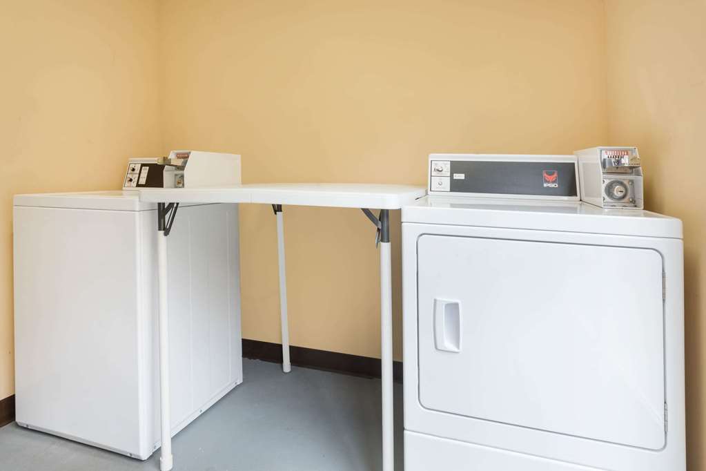 Days Inn by Wyndham Orangeburg South - photo 14