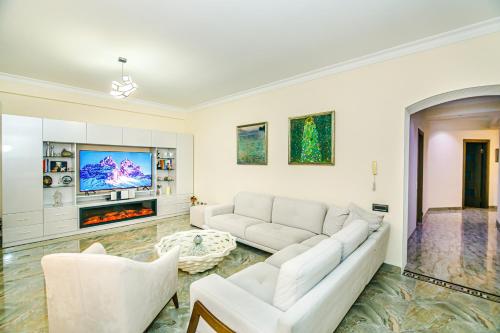 Sea view Deluxy home — 4-Star Luxury Hotel in Baku, Azerbaijan