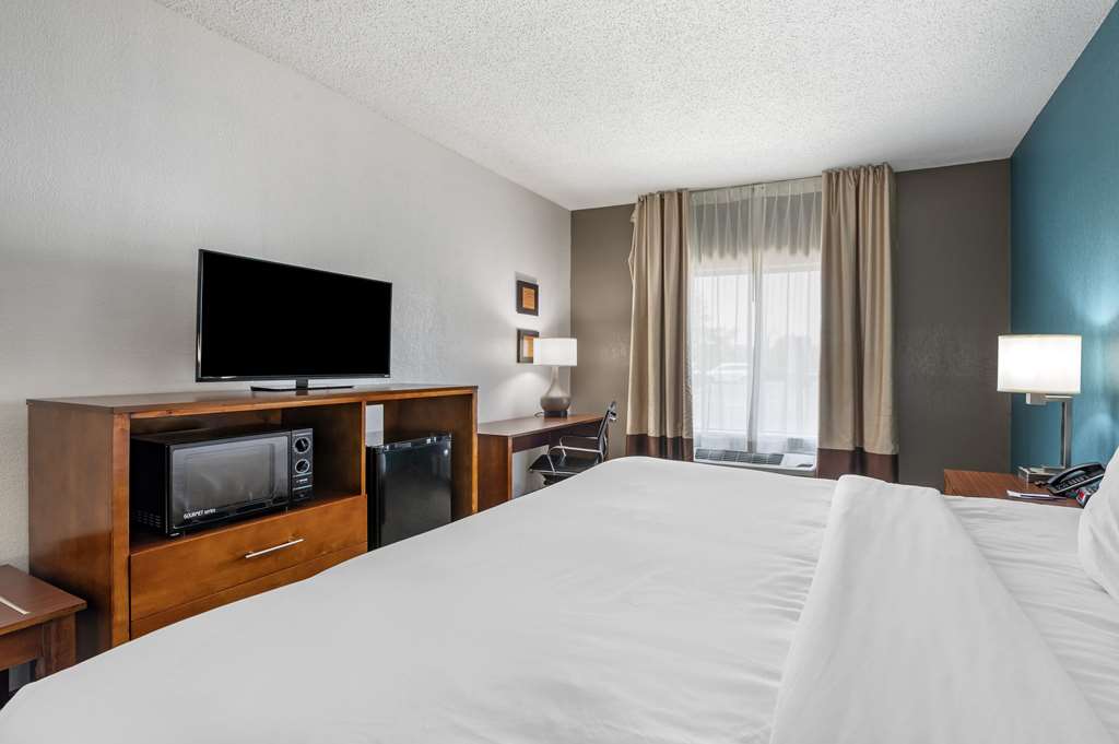 Comfort Inn Plainfield Indianapolis Airport - photo 13