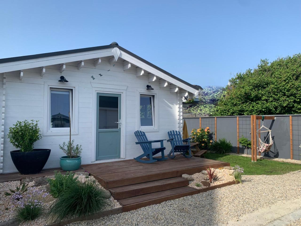 Cottage Le Cerf Volant — 4-Star Luxury Hotel in Saint-Aubin-Sur-Mer, France