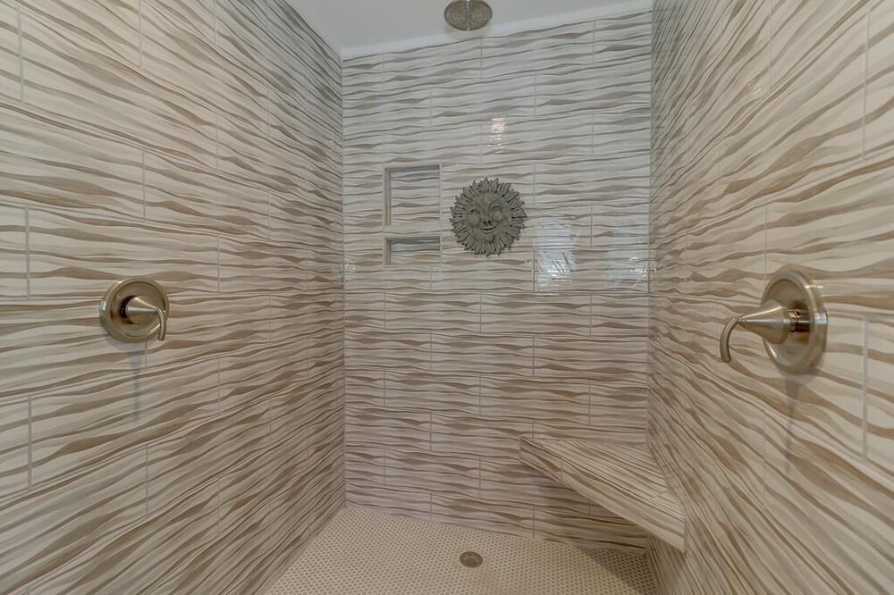 1619 E Ashley Namastay Oceanfront 4 Bedrooms - photo 32