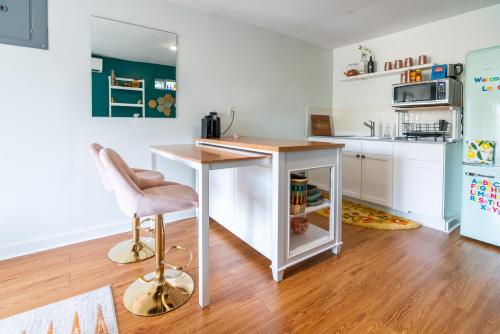Artsy private Gem near Iconic South Congress — 4-Star Luxury Hotel in Austin, United States