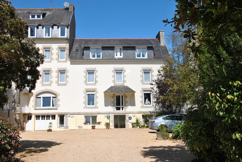 Hermitage Hotel - carbon neutral hotel in Perros-Guirec