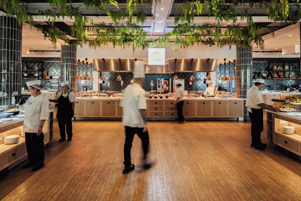 מזון ומשקאות