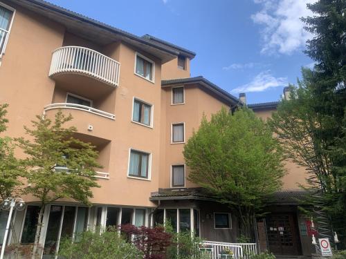 La Stella Bilocale con balcone — 4-Star Luxury Hotel in Ponte Di Legno, Italy