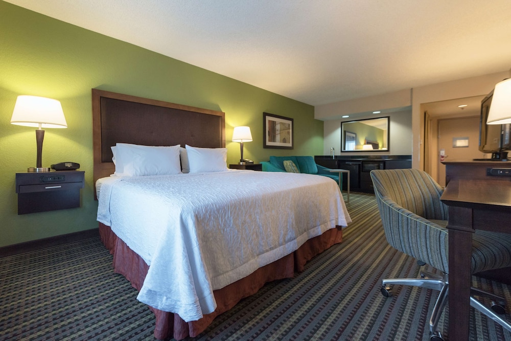 Hampton Inn Brooksville Dade - photo 12