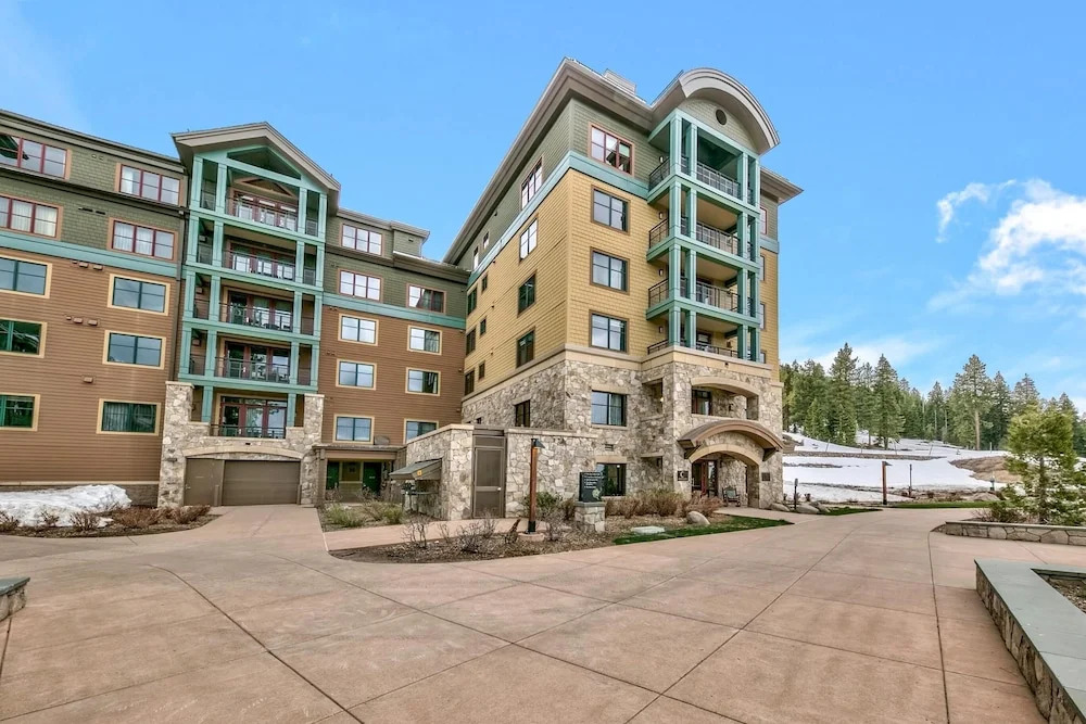 Constellation 4408 2 Br Condo — 4-Star Luxury Hotel in Truckee, United States