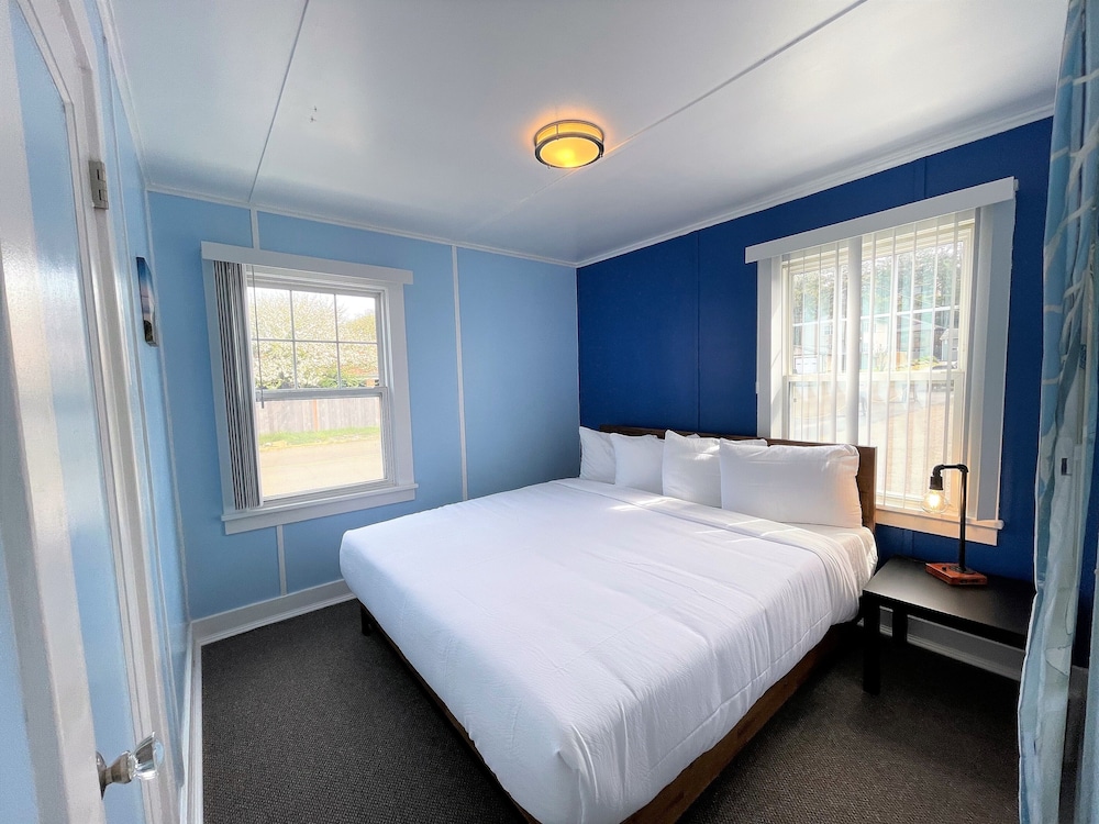 The Anchorage Motel - photo 20