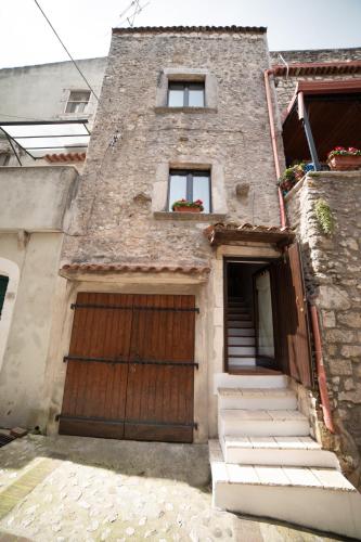 Maison Al Bacio — 4-Star Luxury Hotel in Vico Del Gargano, Italy