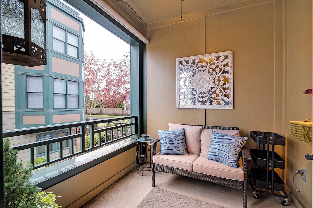 The Orenco Station Hotel - photo 106
